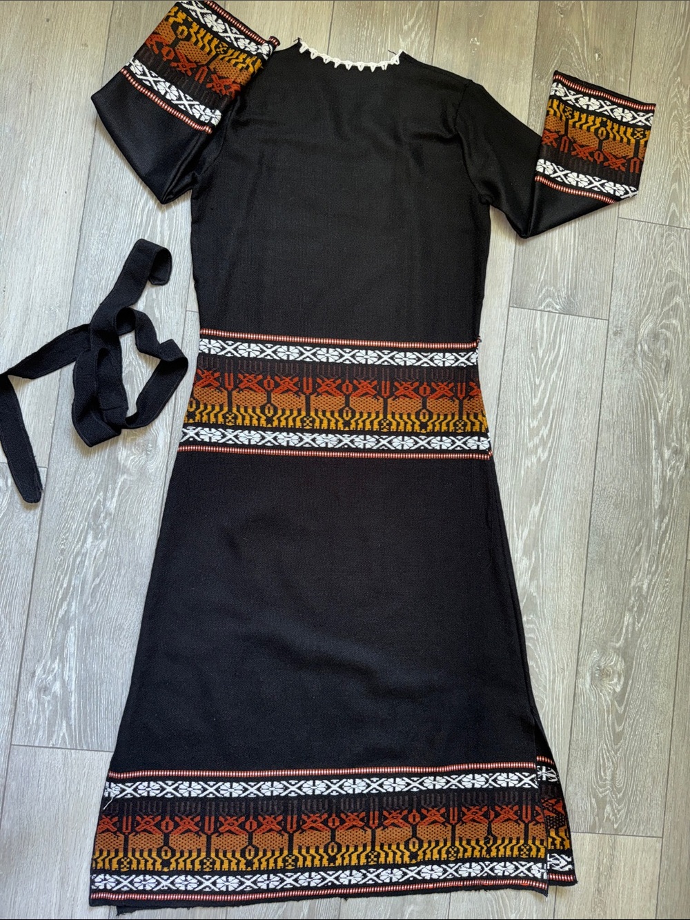 Vintage 70s Embroidered Kaftan Dress - Picture 12 of 17